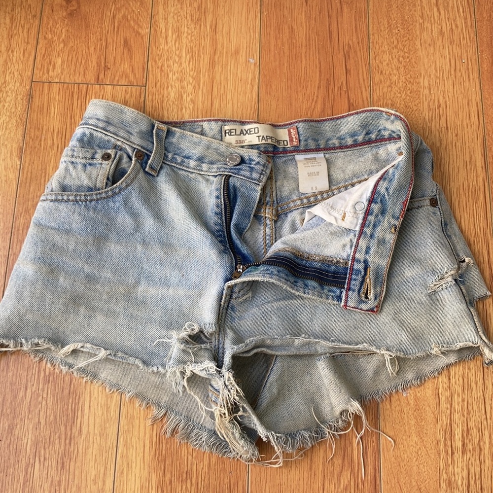 Vintage Levi’s 550 Denim Shorts size 26